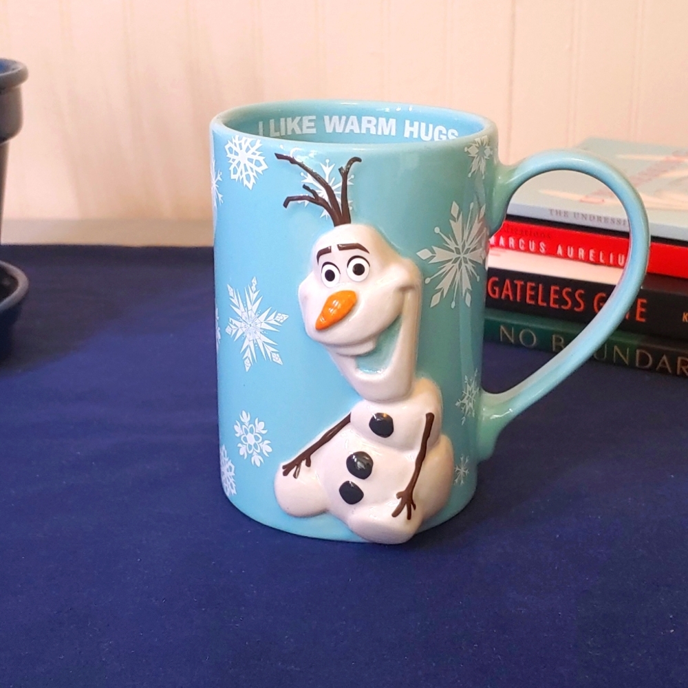Disney collectible 3D Olaf mug - "I Like Warm Hugs"